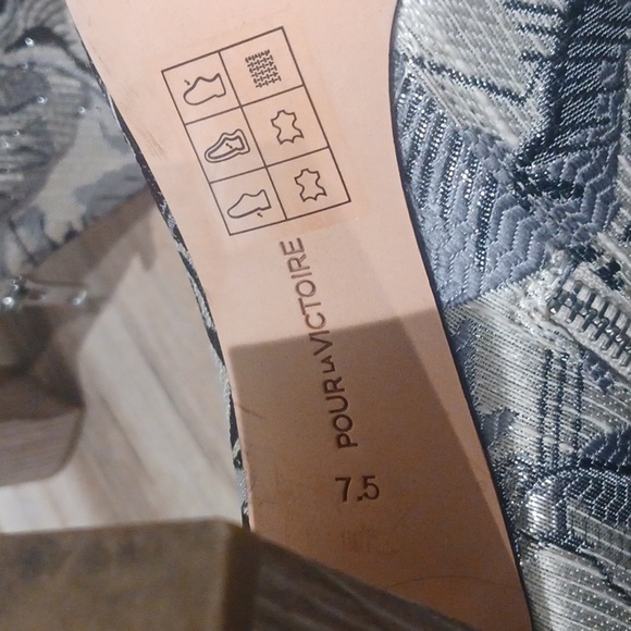 Pour La Victoire Rickie Embellished Heeled Bootie - Picture 4 of 5